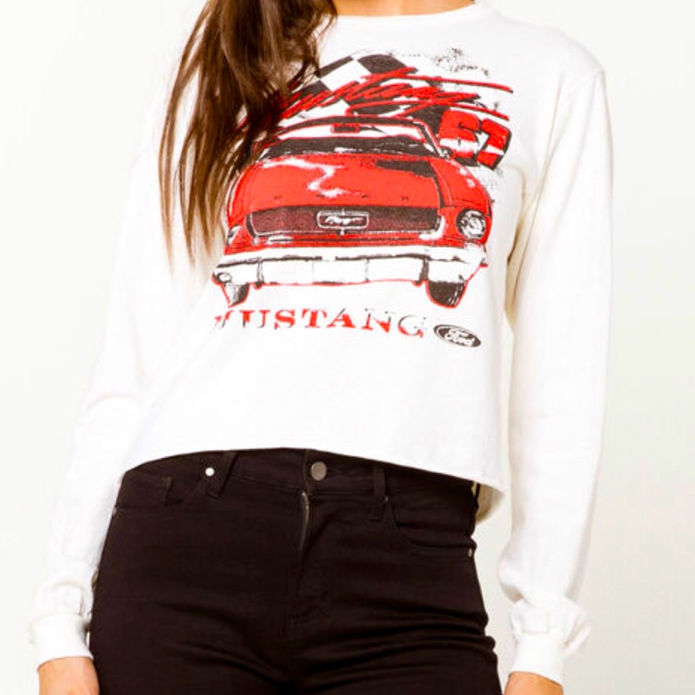 Tilly’s Ford Mustang long sleeve vintage crop